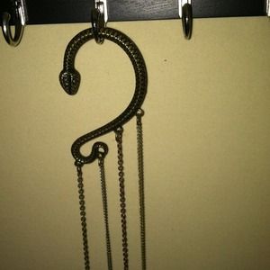 Snake ear cuff