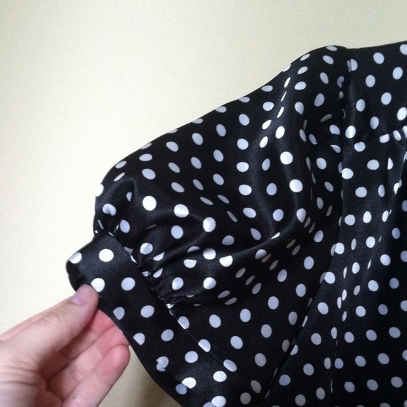 Blouse - Picture 2 of 3