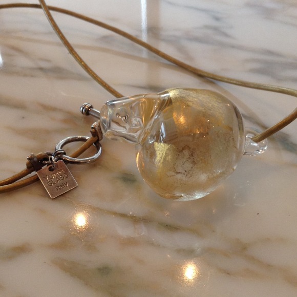 **SOLD** Yummi Glass Italy - skull necklace - Picture 2 of 3