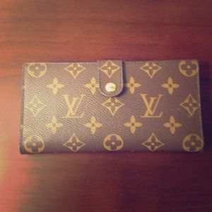 Louis Vuitton Wallet ***Reserved***
