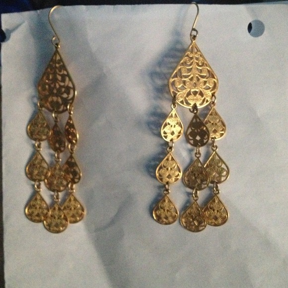 Gold tone drop earrings