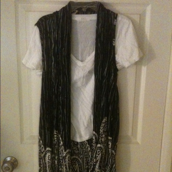 Sleeveless long casual vest. Monaco.
