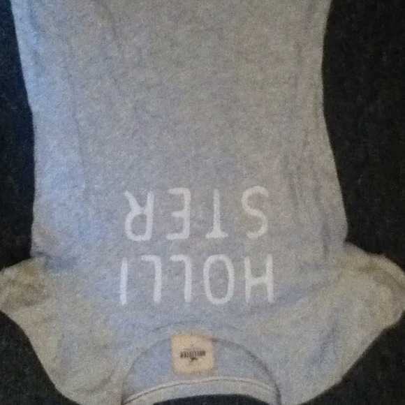 Light grey hollister t-shirt - Picture 3 of 3