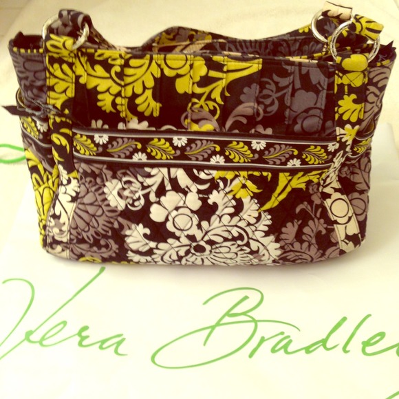 RESERVED Vera Bradley purse - classic in Baroque