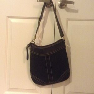 💢SOLD!!!!💢 Black coach purse!