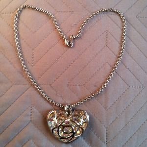 DIAMOND HEART ON SILVER CHAIN