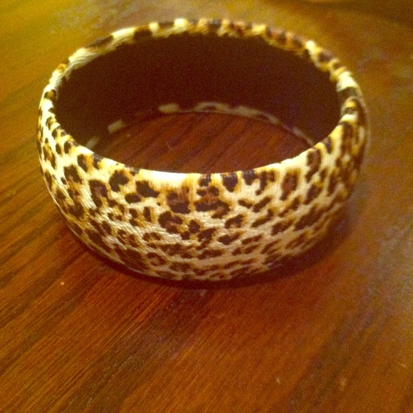 Animal print sexy bracelet.