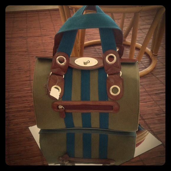 SOLD Max Azria TEX barrel bag