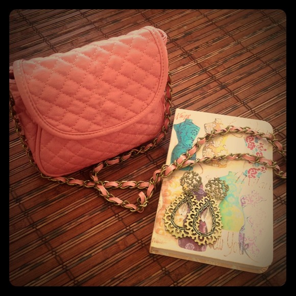 Handbags - Quilted pink leather bag with chain strap