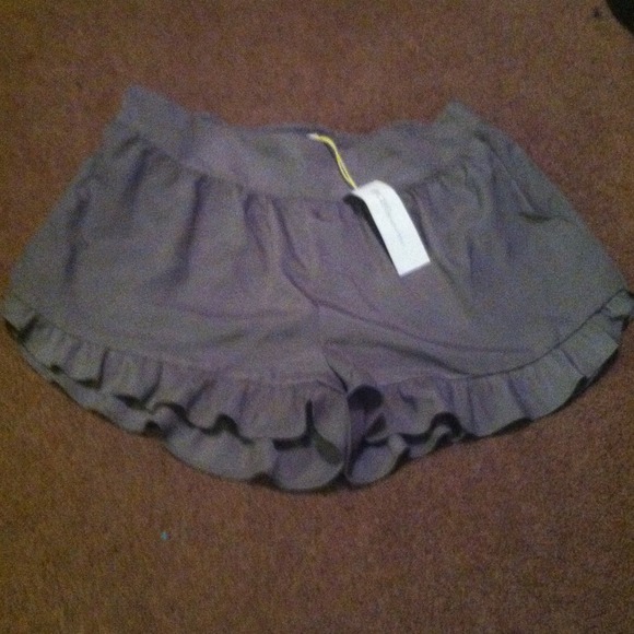 Bcbg shorts never worn!