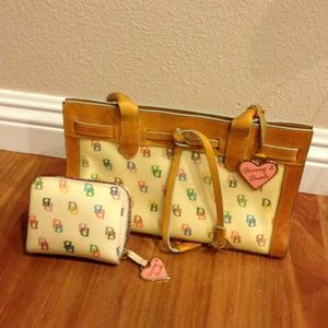 ❌Reserved for potophan❌Dooney & Bourke purse only