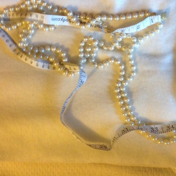 Necklace - Picture 1 of 2