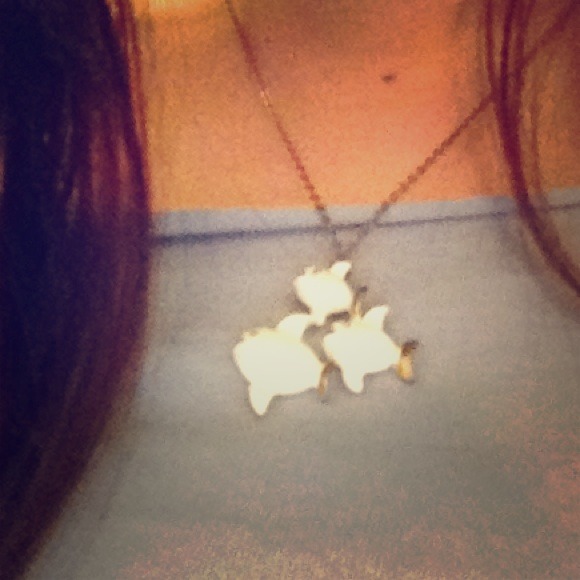 Antique!!!!! Fishy necklace