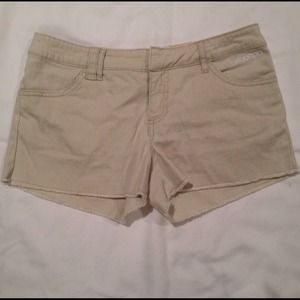 💰 Billabong Khaki Shorts