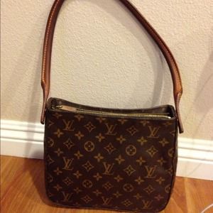 Authentic Louis Vuitton purse.