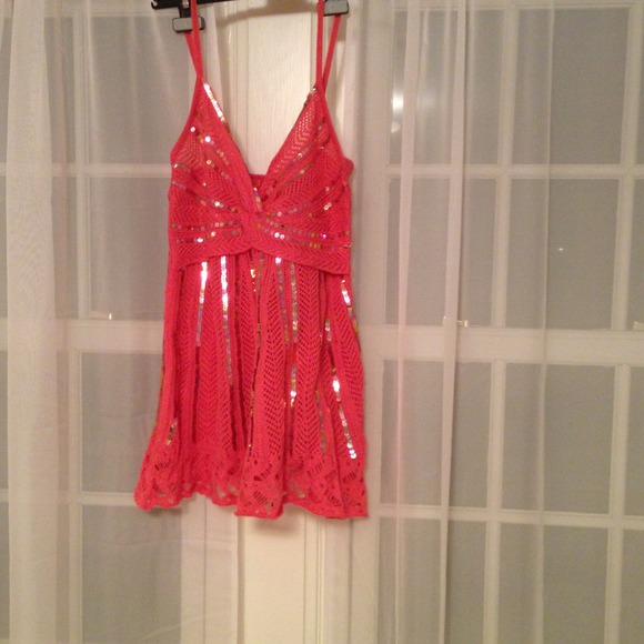 Reduced!  Sparkly flowy tank top
