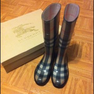 Burberry Rainboots