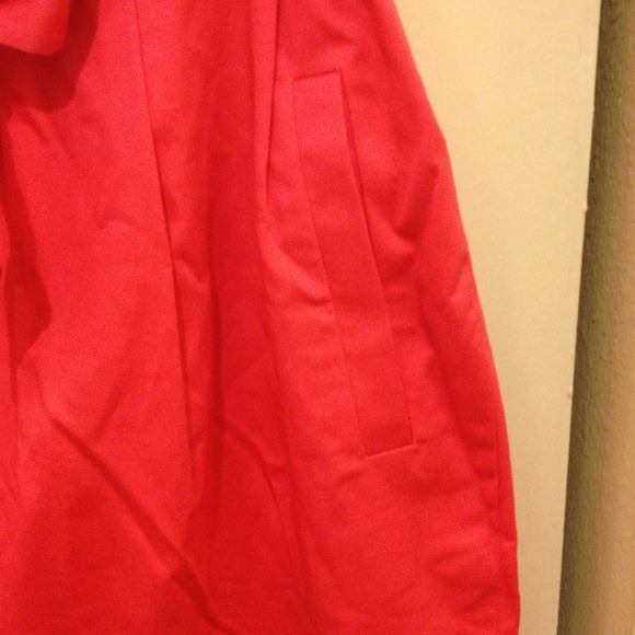 BCBG Hot Pink Skirt with bow - Picture 3 of 3