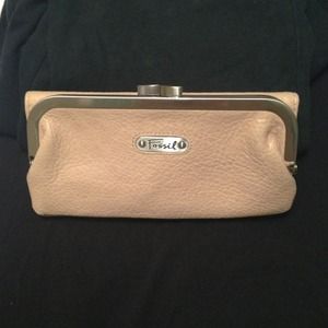 RESERVED Fossil wallet