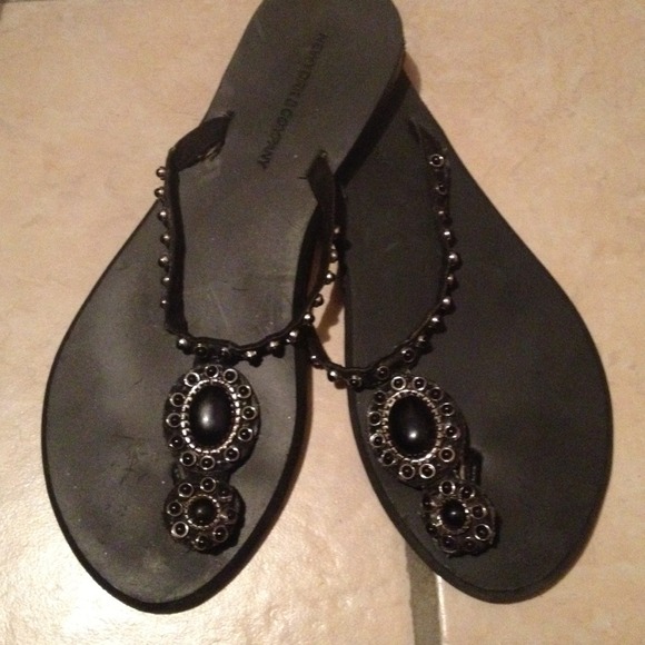 New York & Co. Flip flops