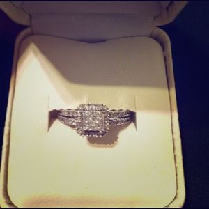 REDUCED!! Diamond ring!!