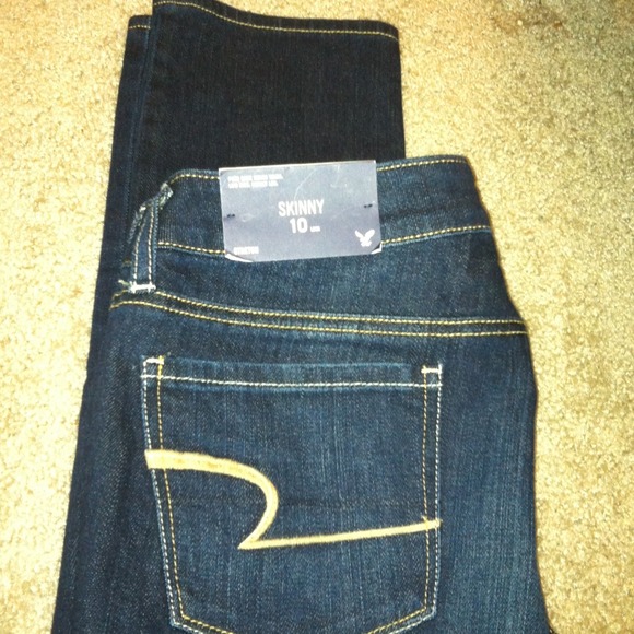 American eagle jeans!