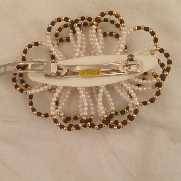 Hair Clip - Picture 2 of 4