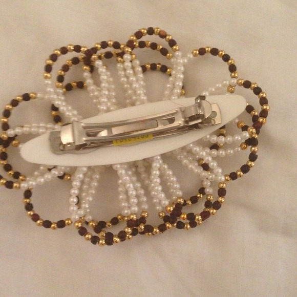 Hair Clip - Picture 3 of 4