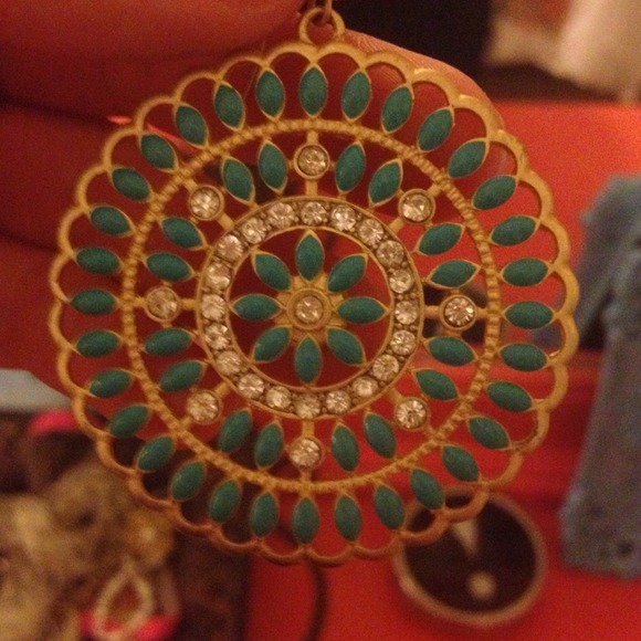 Pretty and fun gold and turquoise earrings! - Picture 1 of 2