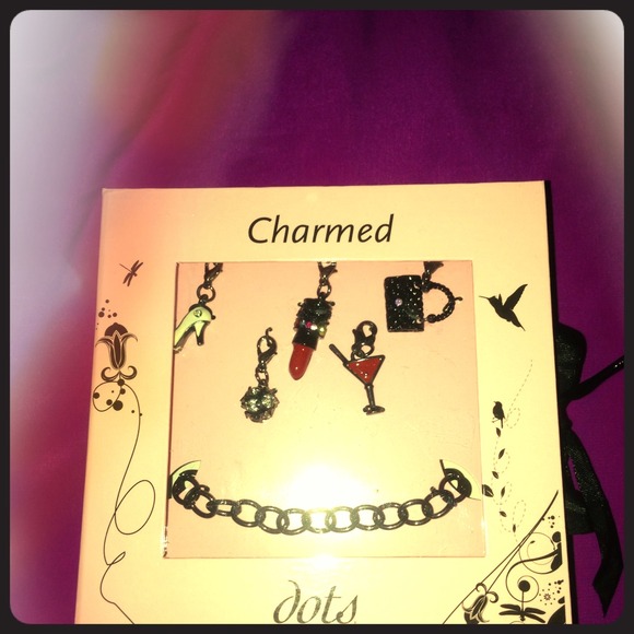 Charm bracelet 💋