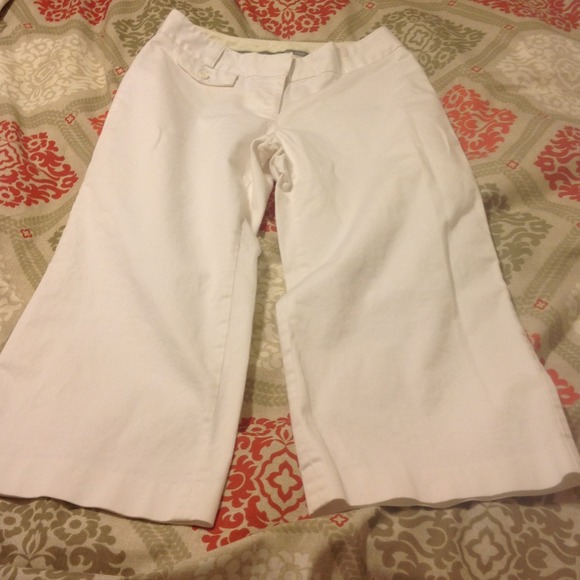 🔴SOLD🔴Express capris