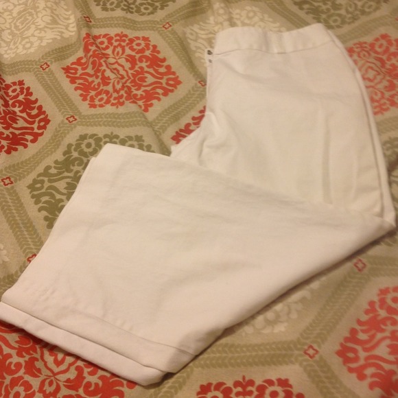 🔴SOLD🔴Express capris - Picture 3 of 3
