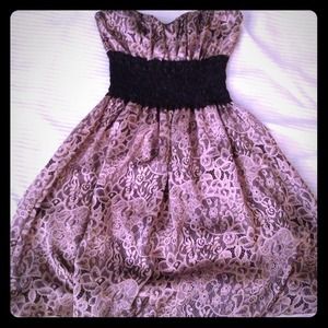 Cute Vintage Lacy Dress