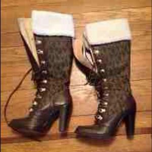Michael kors signature monogrammed warrior boots
