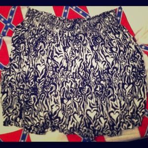 Cute black and white skirt