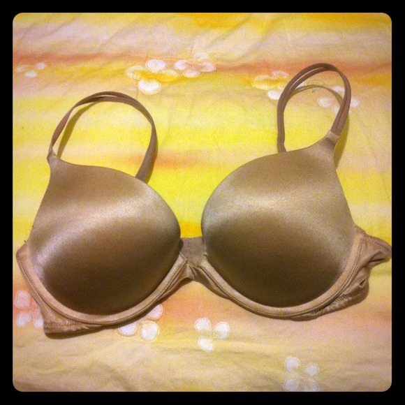 RESERVED for @tifffaaay VS Very Sexy Push-Up Bra