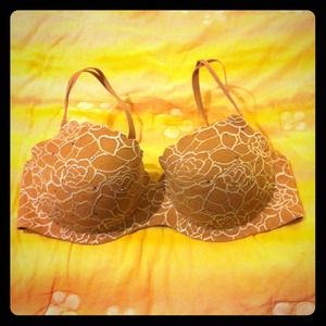 VS Very Sexy Secret Embrace Balconet Bra
