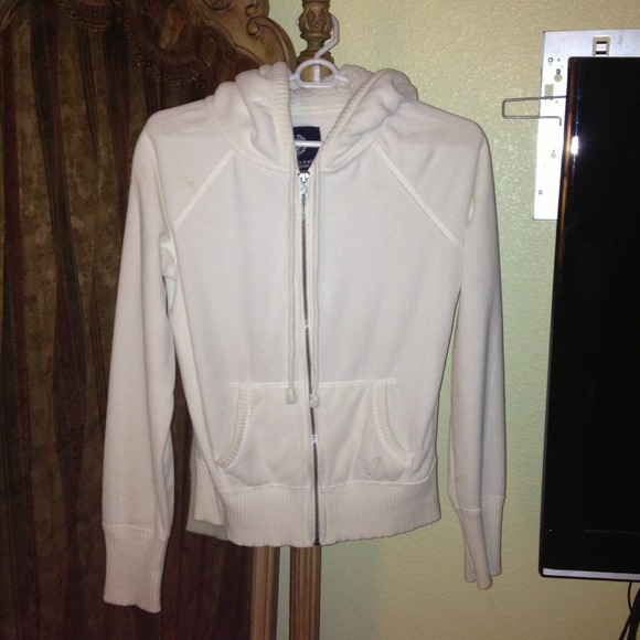 American Eagle size M