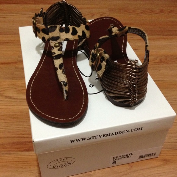 Steve Madden Shoes - Steve Maddens Cheetah sandal