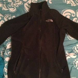 Black north face fleece!