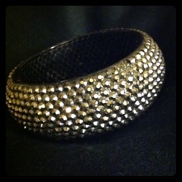 Costume bracelet