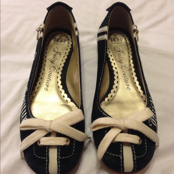 Juicy Couture Flats