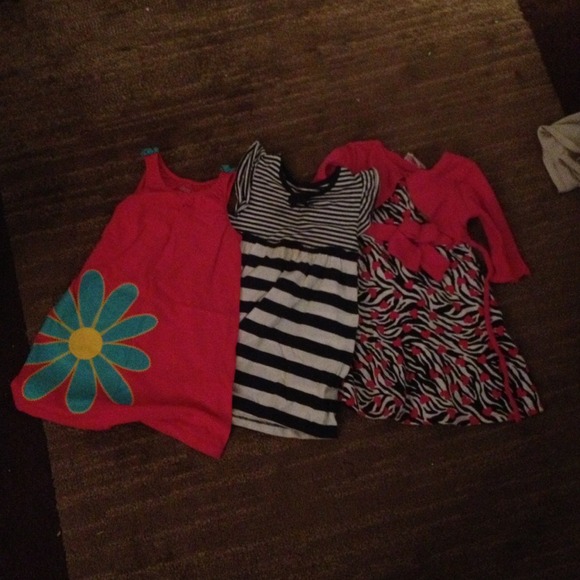 🌟BUNDLED🌟 Dresses & shoes!