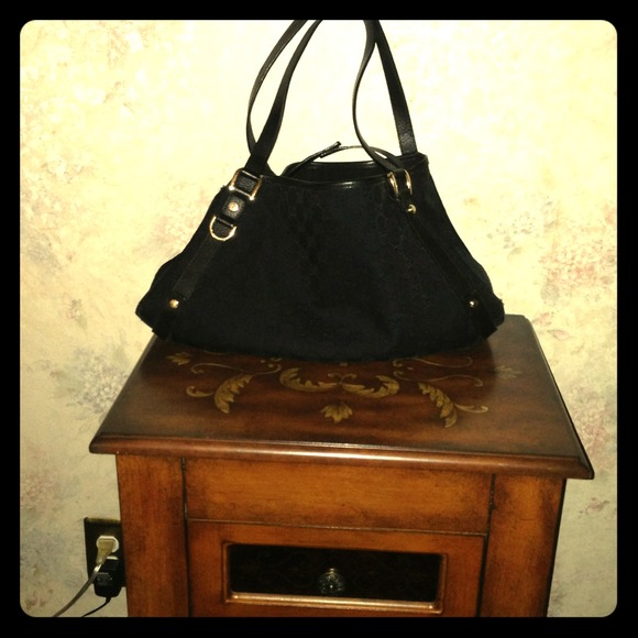 🌟🌟🌟Reduced Black Gucci Bag
