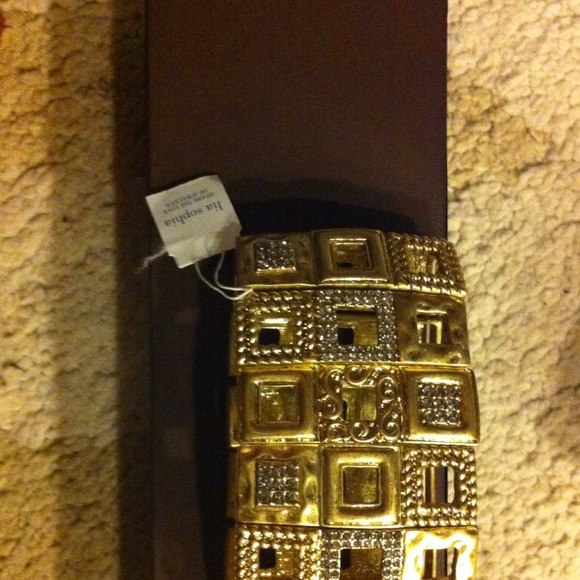 SOLD!! Lia Sophia bracelet with tag still on
