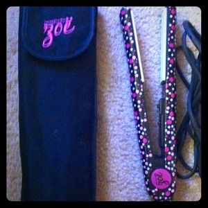 Brand New Zoe 1 inch Travel Straightening Iron