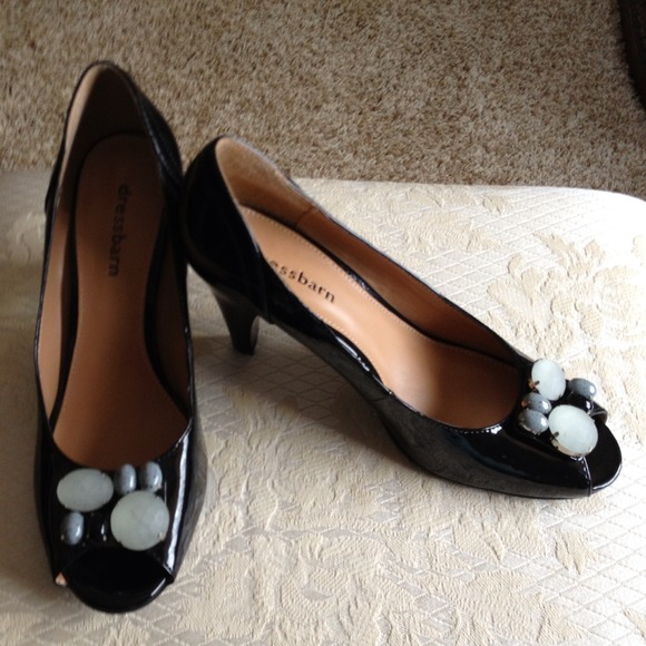 Worn once! Excellent condition - Picture 1 of 4