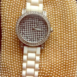 ❗TRADED❗Stunning Gereva watch!