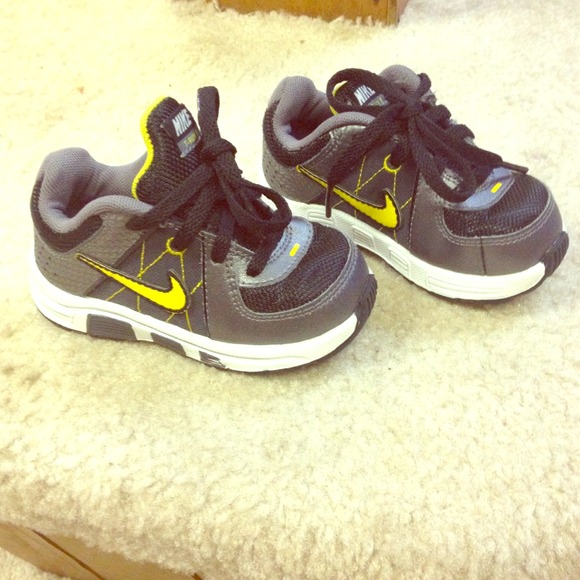 Toddler shoes bundle