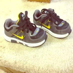 Toddler shoes bundle